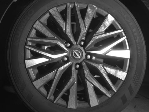 Used 2025 Nissan Altima 2.5 SV image 12