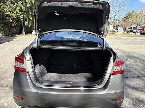 Used 2015 Nissan Sentra SV w/ Style Package image 22