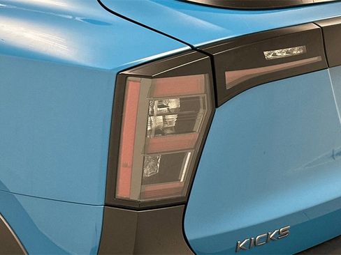 New 2025 Nissan Kicks SR w/ Interior Electronics Package image 22