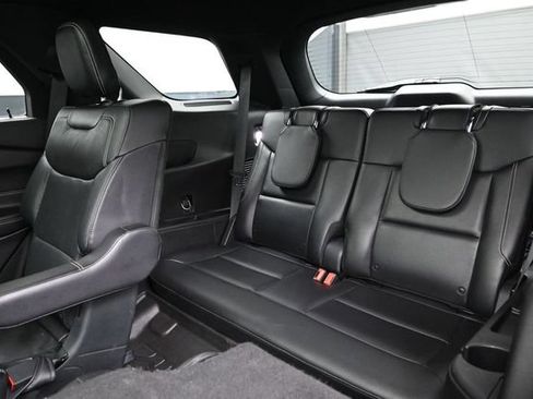 Used 2021 Ford Explorer ST w/ Equipment Group 401A AWD/4WD image 24