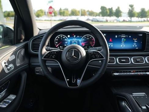 Certified 2026 Mercedes-Benz GLE 450 4MATIC image 22