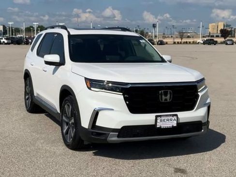 Used 2023 Honda Pilot Elite image 3
