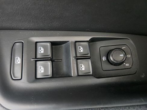 Used 2020 Volkswagen Arteon SE FWD image 20