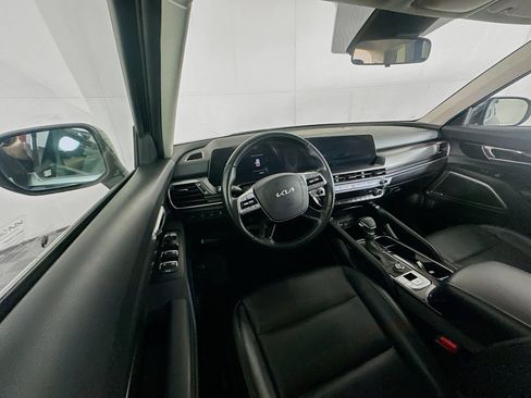 Used 2025 Kia Telluride S FWD image 18