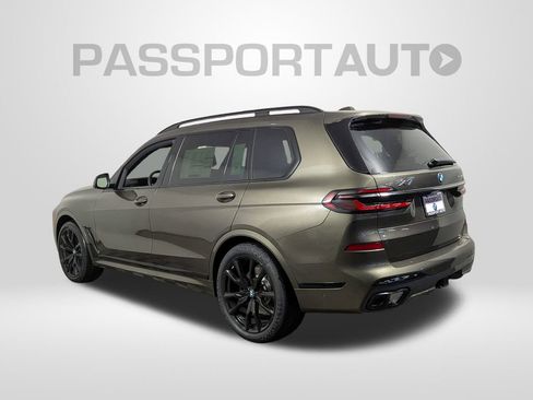 New 2026 BMW X7 xDrive40i image 3