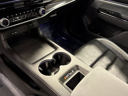 Used 2025 Honda Prologue Elite image 9