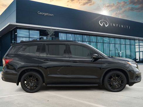 Used 2020 Honda Pilot Black Edition image 3