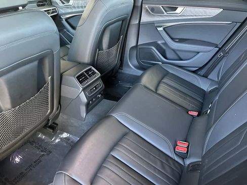 Used 2024 Audi A6 Premium Plus image 4