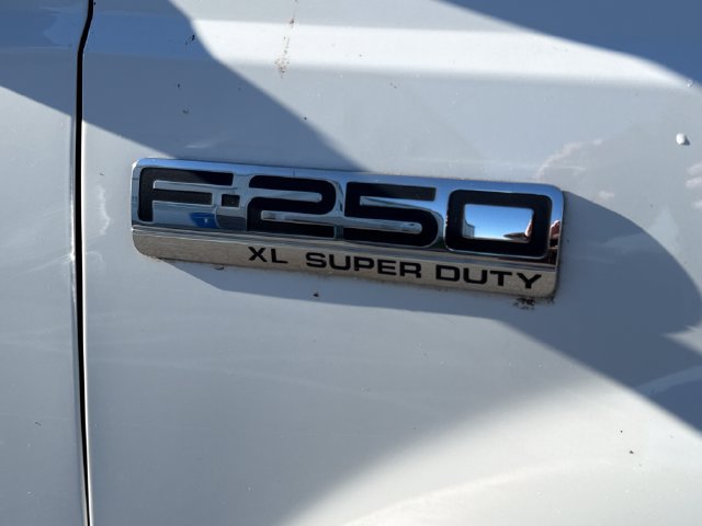 Used 2006 Ford F250 XL AWD/4WD image 13