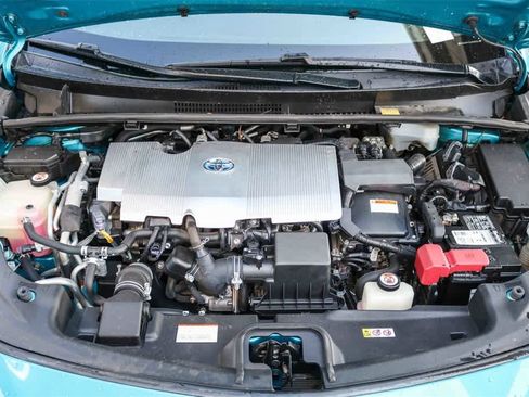 Used 2018 Toyota Prius Prime Plus image 25