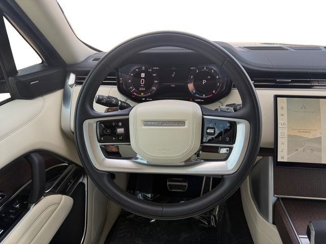 Used 2024 Land Rover Range Rover SE AWD/4WD image 13