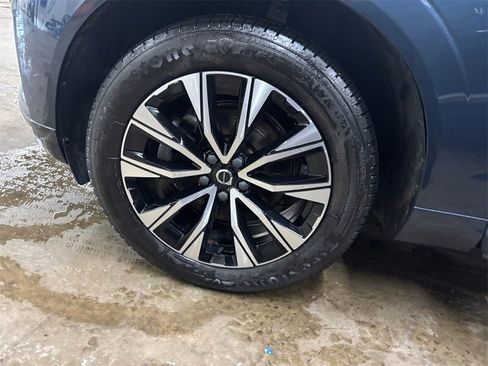 Certified 2023 Volvo XC60 B5 Core w/ Climate Package image 36