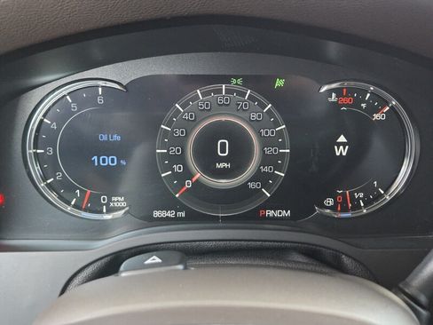Used 2016 Cadillac Escalade ESV Luxury AWD/4WD image 31