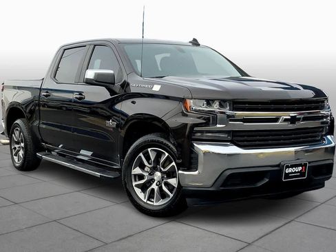 Used 2019 Chevrolet Silverado 1500 LT w/ Texas Edition image 2