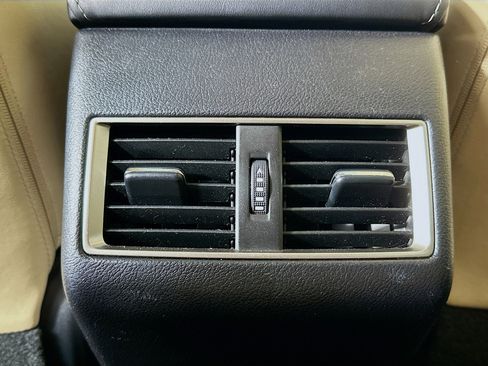 Used 2015 Lexus NX 300h AWD image 29