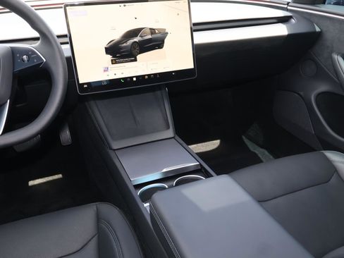 Used 2025 Tesla Model 3 Long Range image 11