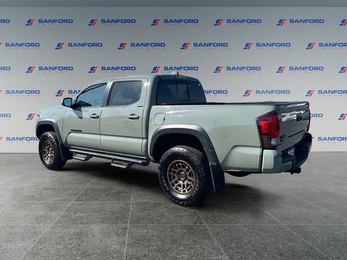Used 2022 Toyota Tacoma SR5 w/ Trail Edition AWD/4WD image 3