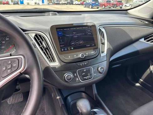 Used 2024 Chevrolet Malibu RS image 16