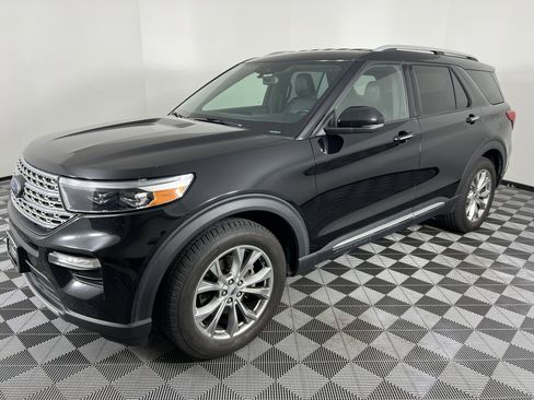 Used 2020 Ford Explorer Limited AWD/4WD image 7