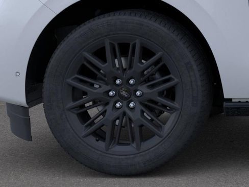 New 2026 Ford Expedition Platinum w/ Stealth Appearance Package AWD/4WD image 19