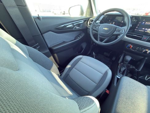 New 2026 Chevrolet TrailBlazer LS image 17