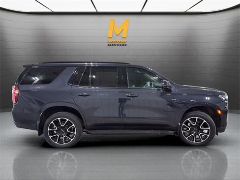 Used 2023 Chevrolet Tahoe RST w/ Luxury Package image 2