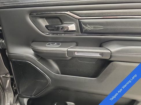Used 2023 RAM 1500 Limited AWD/4WD image 17