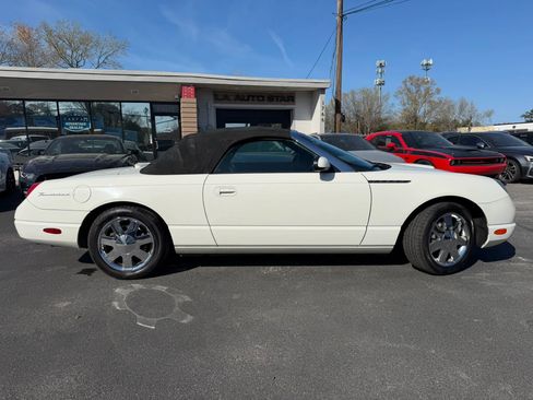 Used 2002 Ford Thunderbird image 6