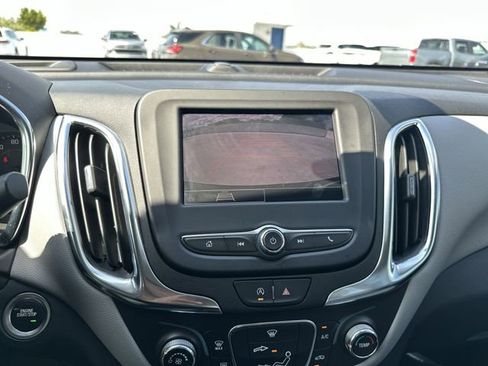 Certified 2024 Chevrolet Equinox LS w/ LS Convenience Package image 24