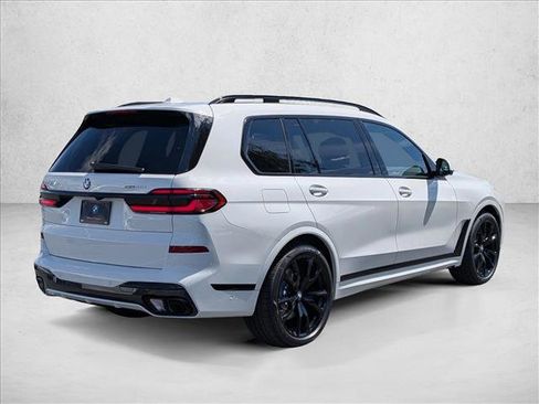 New 2026 BMW X7 xDrive40i AWD/4WD image 2