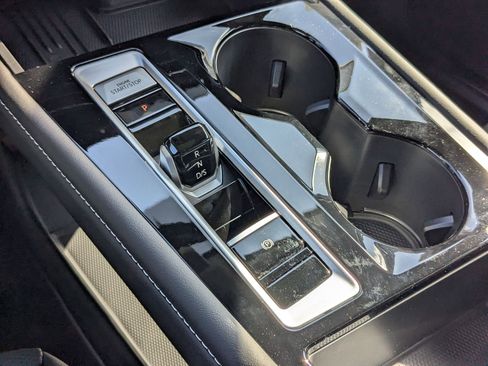 New 2026 Volkswagen Atlas SE image 24