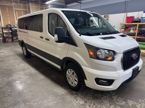 Used 2023 Ford Transit 350 XLT RWD image 2