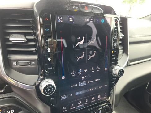 Used 2025 RAM 1500 Laramie AWD/4WD image 13