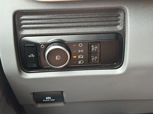 Used 2023 Ford F250 XL w/ STX Appearance Package AWD/4WD image 29