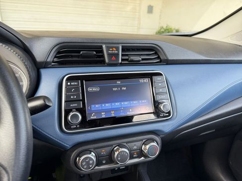 Used 2025 Nissan Versa SV image 20