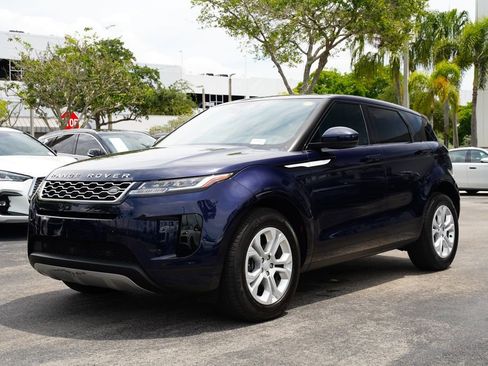 Used 2023 Land Rover Range Rover Evoque S AWD/4WD image 3