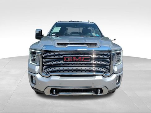 Used 2022 GMC Sierra 3500 Denali w/ Denali Ultimate Package AWD/4WD image 2
