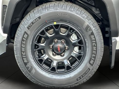 New 2026 Toyota 4Runner TRD Off-Road Premium image 25