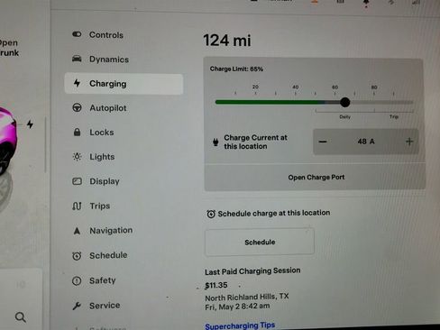 Used 2024 Tesla Model Y 2WD image 17