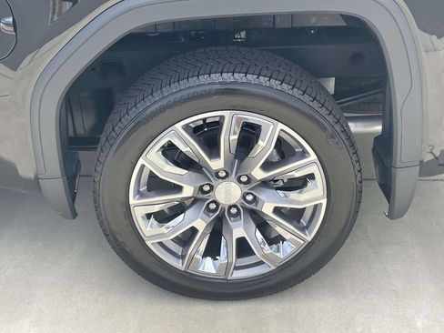 Used 2025 GMC Sierra 1500 Denali AWD/4WD image 10