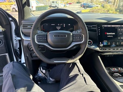 New 2026 Jeep Grand Wagoneer L 4WD image 18
