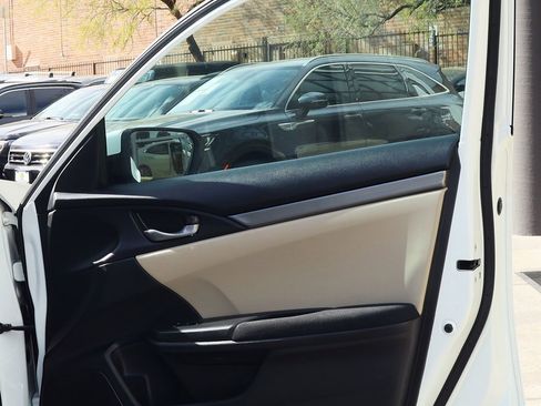 Used 2017 Honda Civic LX image 33