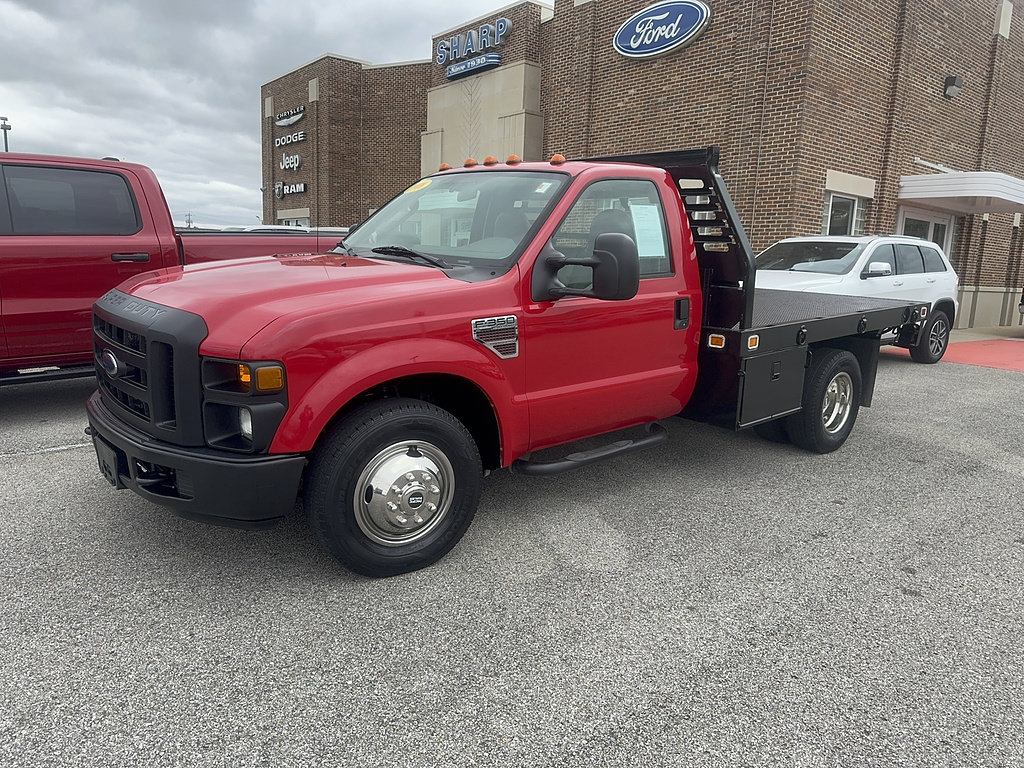 Used 2008 Ford F350 2WD Regular Cab DRW Super Duty image 2