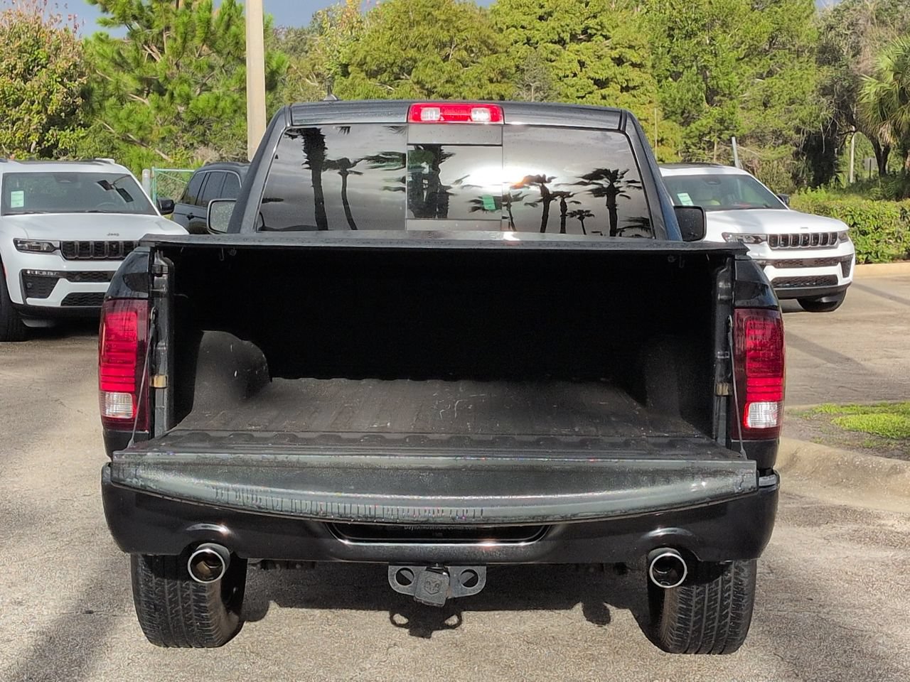 Used 2017 RAM 1500 Sport w/ Black Ram 1500 Sport Group RWD image 13