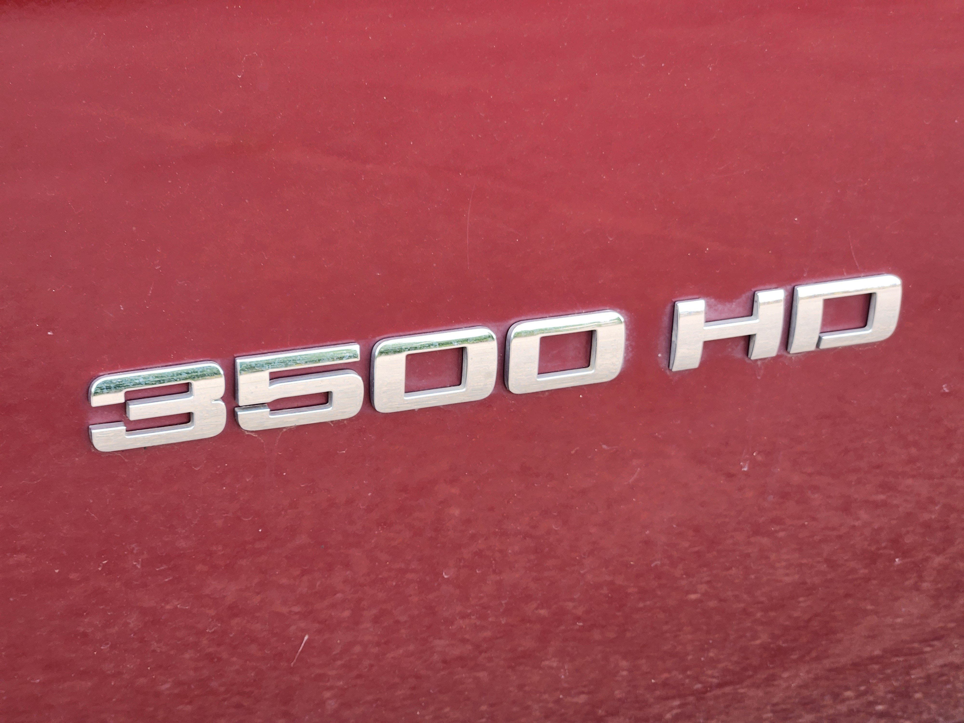 Used 2013 GMC Sierra 3500 SLE w/ SLE Preferred Package AWD/4WD image 8