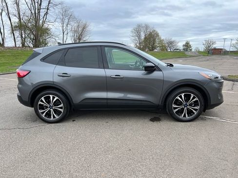 Certified 2022 Ford Escape SEL w/ SEL Stealth AWD Package image 12