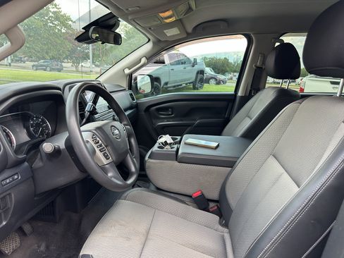 Used 2021 Nissan Titan S w/ S Utility Package RWD image 17