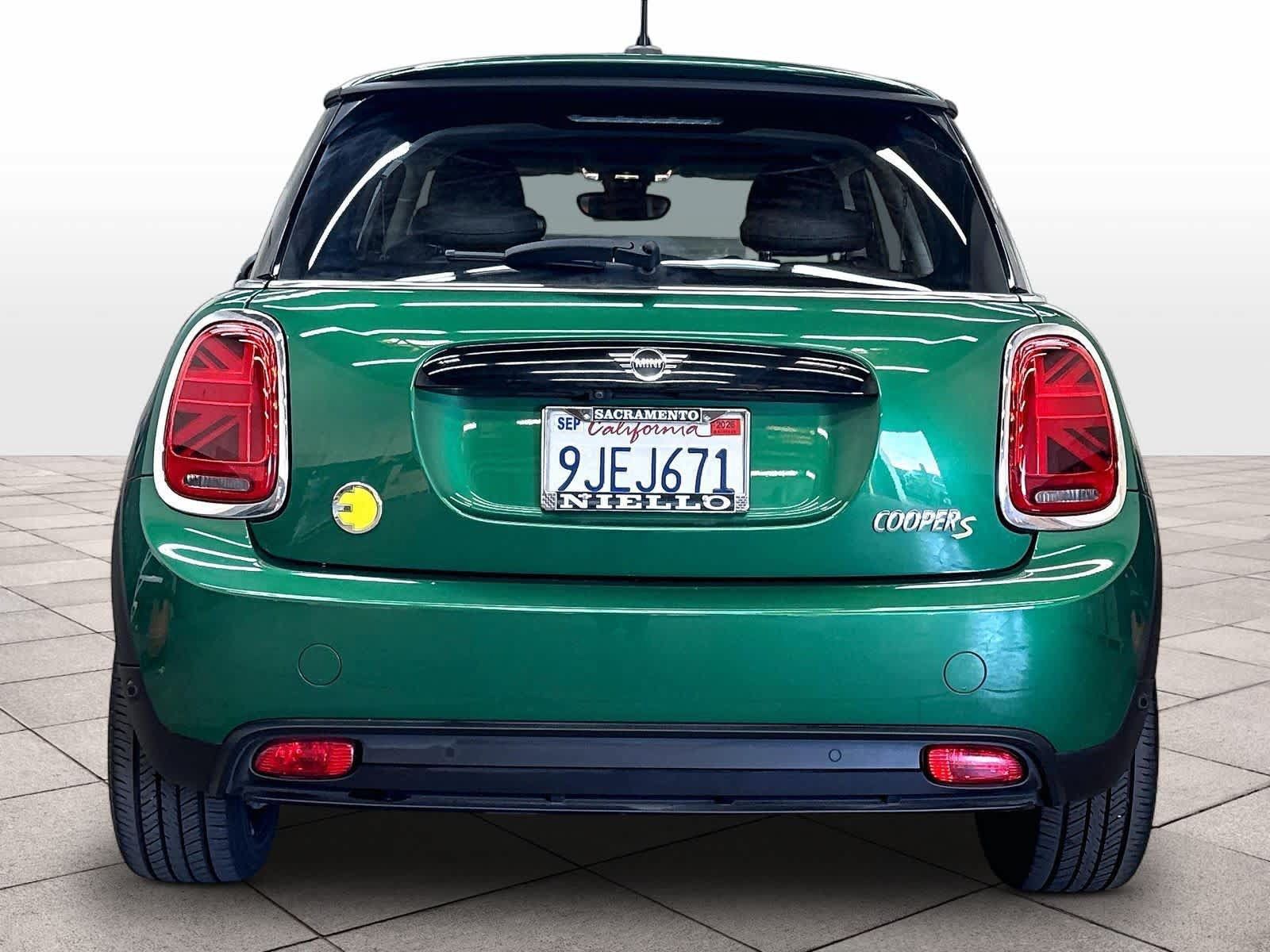 Used 2024 MINI Cooper SE FWD image 7