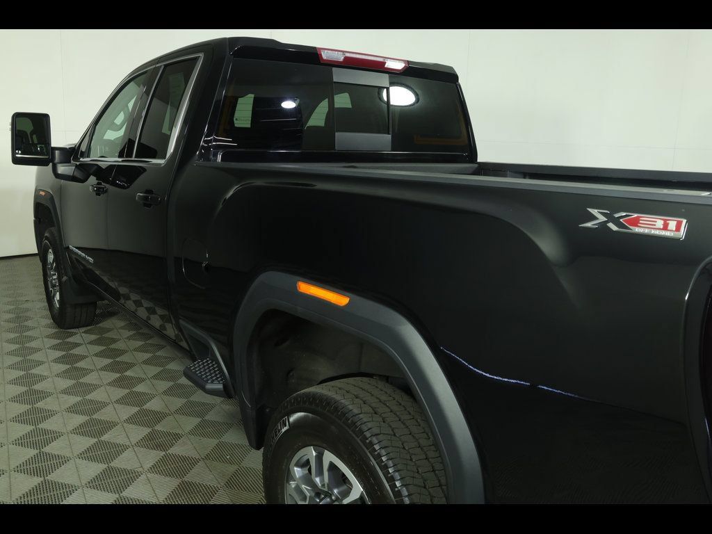 Used 2024 GMC Sierra 2500 SLE w/ SLE Value Package; AWD/4WD image 20