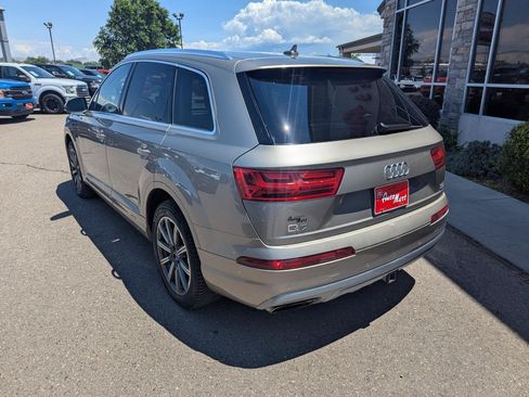 Used 2017 Audi Q7 3.0T Prestige AWD/4WD image 3